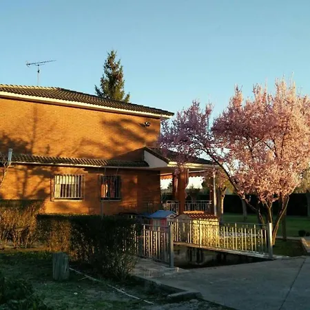 Apartmán With 6 Bedrooms In Villabanez, With Private Pool, Furnished Terrace And... *